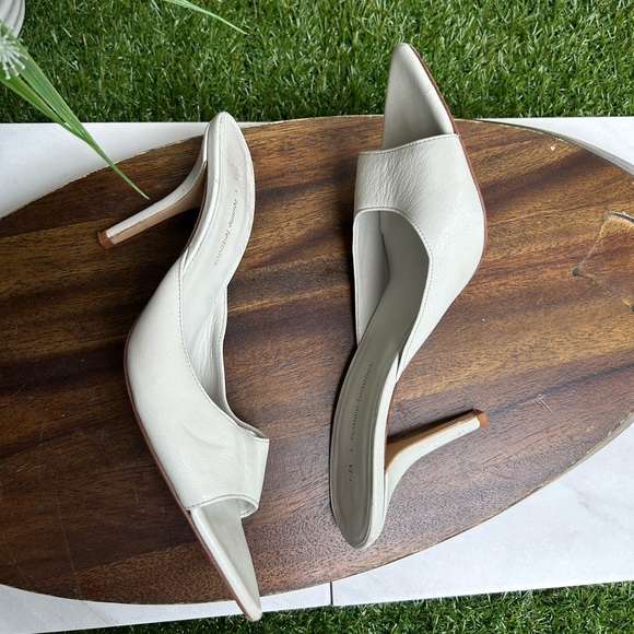 GIA BORGHINI
GIA BORGHINI X Pernille Teisbaek Perni 04
Sandals size 38 US 8 - Picture 8 of 10